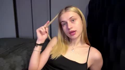 Lola online show from 25, 3, 2026