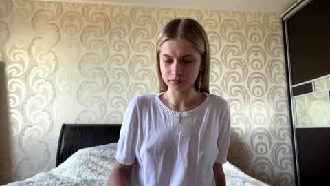 Snapshot of juanastrefeler chatting on 27, 5, 2026 Lola online show from 27, 5, 2026
