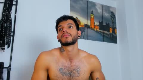 Snapshot of juanbladde chatting on 8, 10, 2025 Juan Esteban online show from 8, 10, 2025