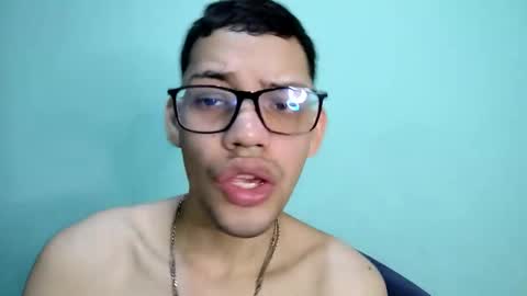 Snapshot of juansuarez204 chatting on 10, 1, 2025 juansuarez204 online show from 10, 1, 2025