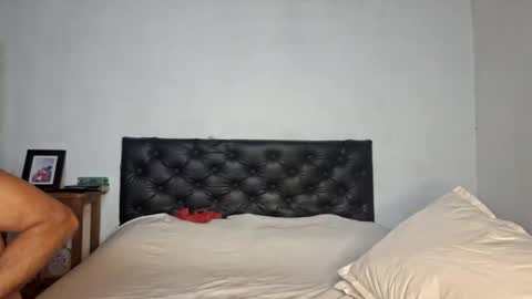 juanyroo online show from 9, 3, 2025