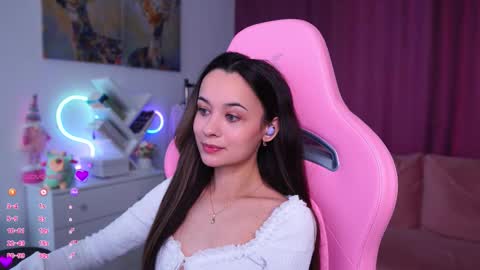 Snapshot of juicy___angel chatting on 6, 10, 2025 Angelina online show from 6, 10, 2025
