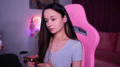 Snapshot of juicy___angel chatting on 12, 5, 2026 Angelina online show from 12, 5, 2026