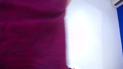 juicy_bignipples18 online show from 12, 12, 2024