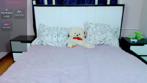 Diana For friends simple Di online show from 2, 2, 2025