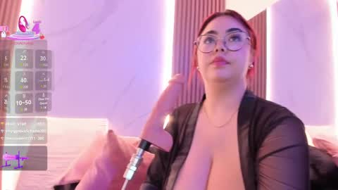 Juicy online show from 6, 3, 2025