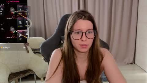 Snapshot of juicy_mystery chatting on 23, 6, 2026 laura online show from 23, 6, 2026