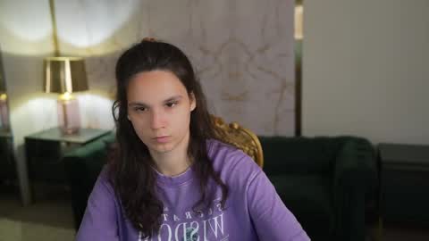 Snapshot of juicy_secrets_054 chatting on 29, 4, 2026 Elza online show from 29, 4, 2026
