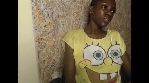 Snapshot of juicyberryx chatting on 15, 2, 2025 queen online show from 15, 2, 2025