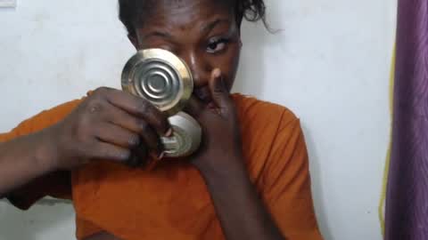 Snapshot of juicyberryx chatting on 17, 6, 2026 queen online show from 17, 6, 2026