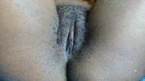 pretty online show from 21, 9, 2025