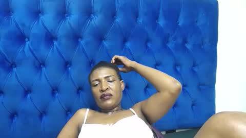 Snapshot of juicykayxxx chatting on 8, 5, 2026 Miss Kay online show from 8, 5, 2026