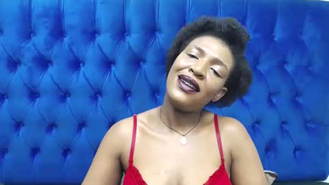 Snapshot of juicykayxxx chatting on 18, 5, 2026 Miss Kay online show from 18, 5, 2026