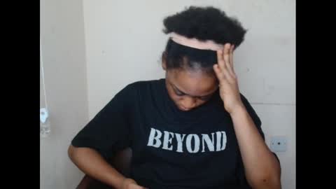 juicynwetx online show from 12, 3, 2025