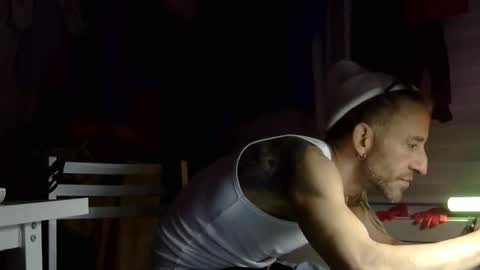 Snapshot of juicystraw chatting on 11, 10, 2025 juicystraw online show from 11, 10, 2025