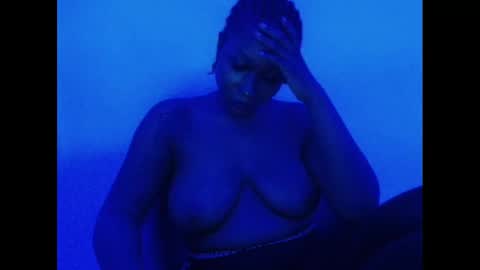 Snapshot of juicyxpink chatting on 8, 3, 2025 juicyxpink online show from 8, 3, 2025