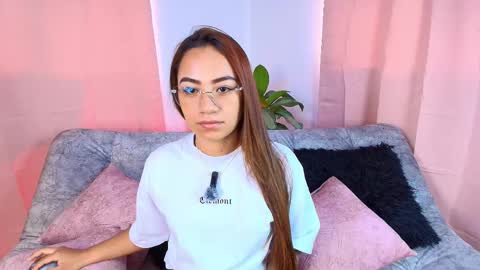 Jules and Gia online show from 17, 10, 2025