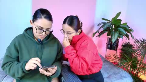 Jules and Gia online show from 5, 12, 2025