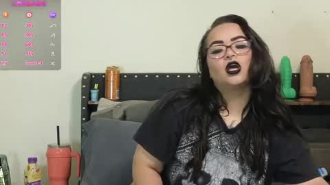 Snapshot of julesssnextdoor chatting on 2, 5, 2026 Julesss online show from 2, 5, 2026