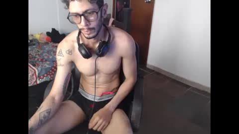 Snapshot of julfigo chatting on 5, 6, 2026 Julfigo online show from 5, 6, 2026