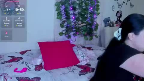 juli_castillo1 online show from 20, 4, 2026