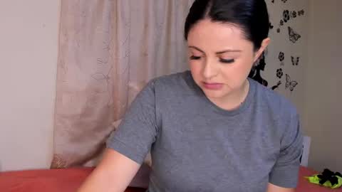 Juli online show from 11, 3, 2025