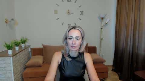 Snapshot of julia__cherry_ chatting on 16, 1, 2025 julia__cherry_ online show from 16, 1, 2025