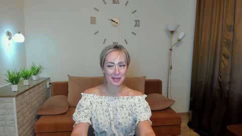 Snapshot of julia__cherry_ chatting on 17, 1, 2025 julia__cherry_ online show from 17, 1, 2025