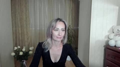 Snapshot of julia__cherry_ chatting on 12, 2, 2025 julia__cherry_ online show from 12, 2, 2025