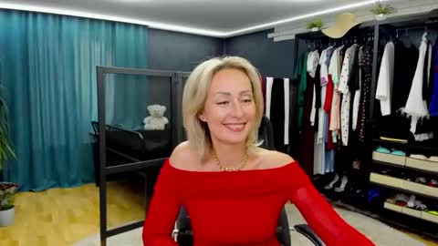 Snapshot of julia__cherry_ chatting on 31, 5, 2026 julia__cherry_ online show from 31, 5, 2026