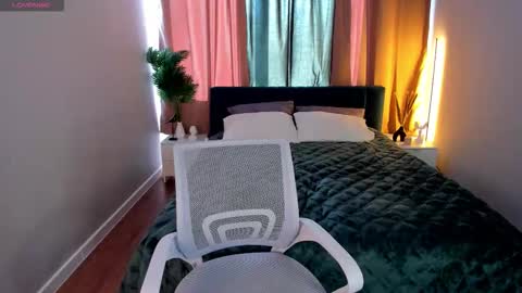 Julia online show from 3, 2, 2026