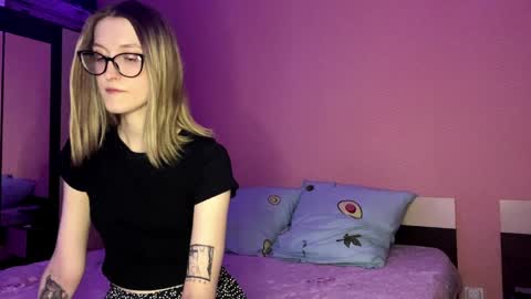 Snapshot of julia_charm chatting on 6, 4, 2026 julia_charm online show from 6, 4, 2026