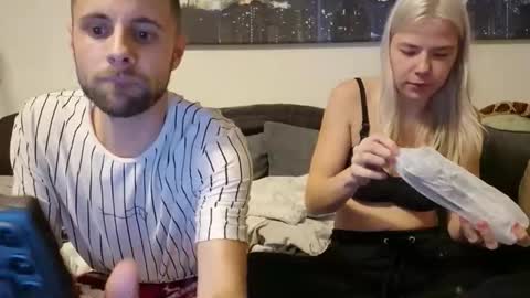 julia_official online show from 29, 11, 2025