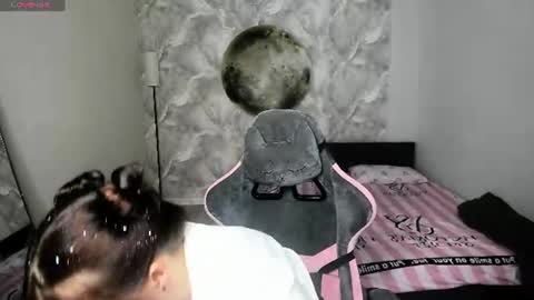 Julia Shyy online show from 5, 7, 2026