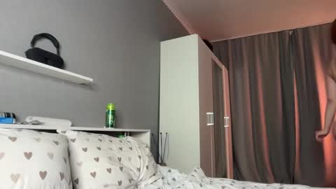 Julia -  online show from 10, 4, 2026