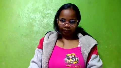 Snapshot of juliah02 chatting on 5, 7, 2026 juliah02 online show from 5, 7, 2026