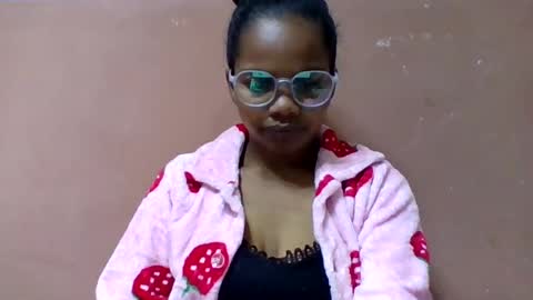 Snapshot of juliah02 chatting on 8, 7, 2026 juliah02 online show from 8, 7, 2026
