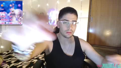 Julian online show from 3, 12, 2024