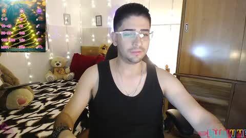 Julian online show from 4, 12, 2024