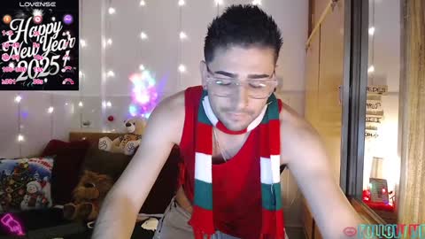 Julian online show from 4, 1, 2025