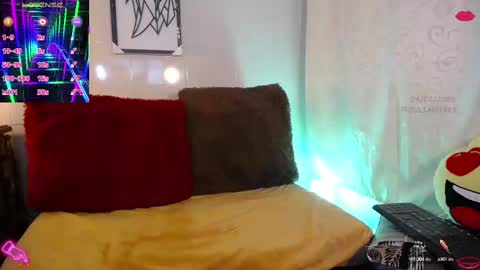 Julian online show from 25, 2, 2025