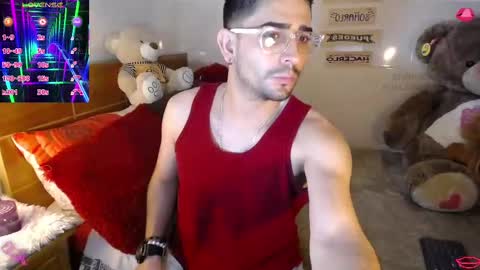 Julian online show from 8, 3, 2025