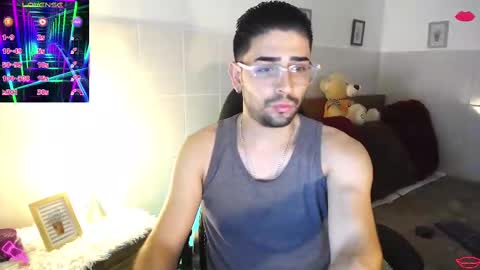 Julian online show from 11, 3, 2025