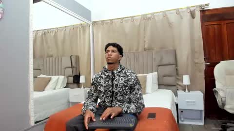 julian billy online show from 4, 1, 2025