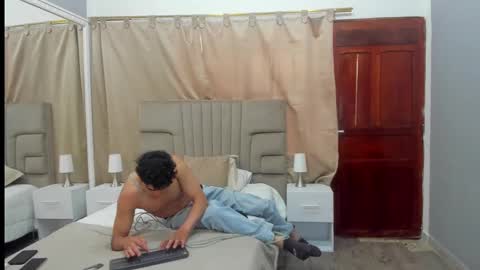 julian billy online show from 4, 3, 2025