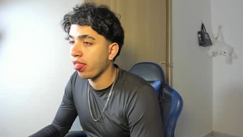 julian billy online show from 11, 11, 2025