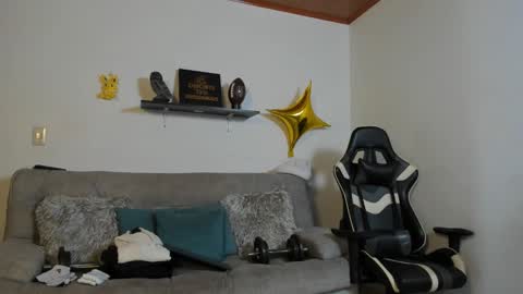 julian_wallace online show from 25, 10, 2025