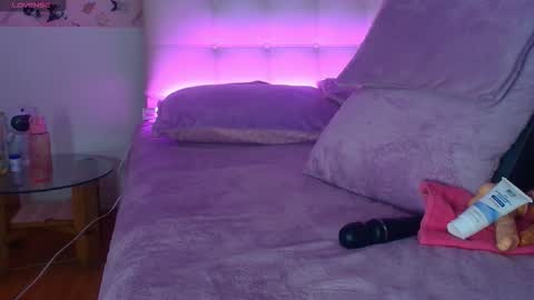 juliana_js_ online show from 23, 2, 2026