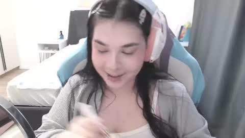Snapshot of julianesanzo chatting on 14, 6, 2026 MIa online show from 14, 6, 2026