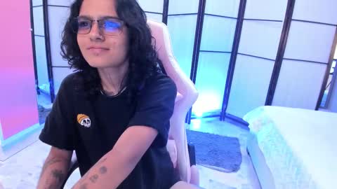 julianne_7 online show from 17, 2, 2026